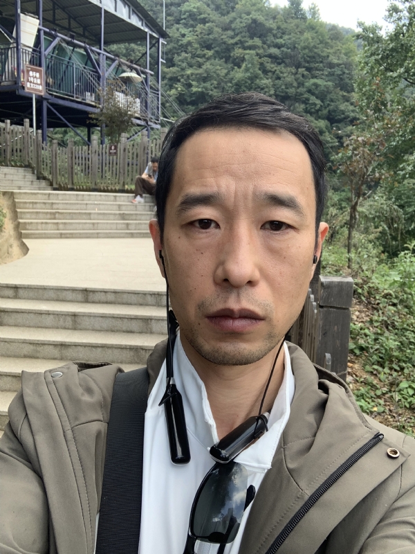 小林的第二张照片--孝感相亲服务中心