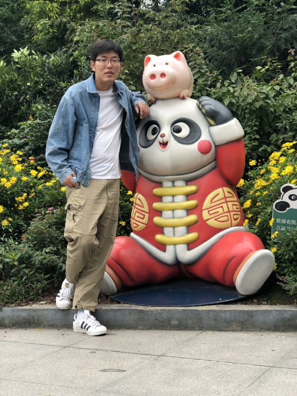 rain的第二张照片--孝感相亲服务中心