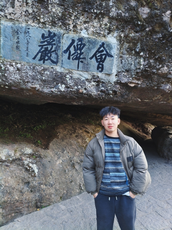 帅邓拖网速的第二张照片--孝感相亲服务中心