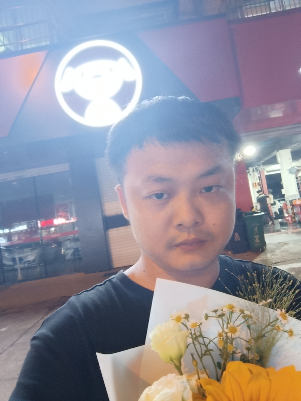 小陈的第一张照片--孝感相亲服务中心