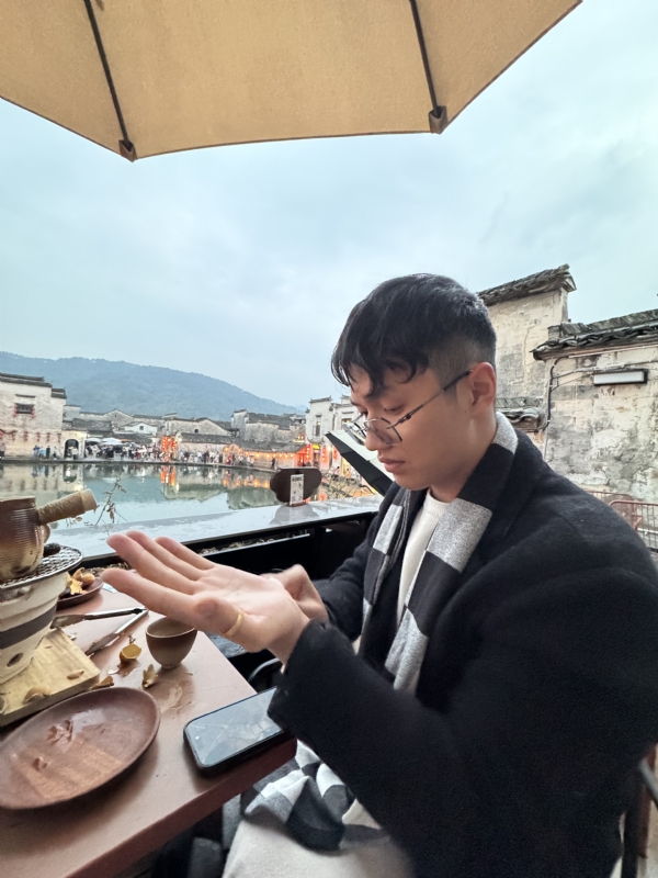不二的第三张照片--孝感相亲服务中心