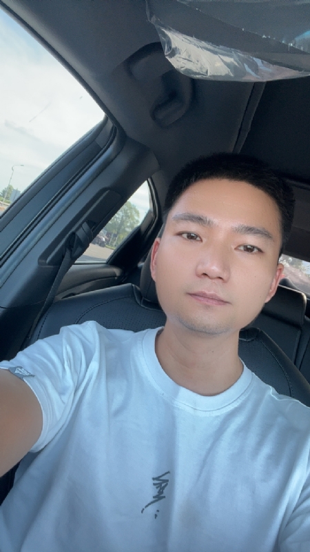 小江的第一张照片--孝感相亲服务中心