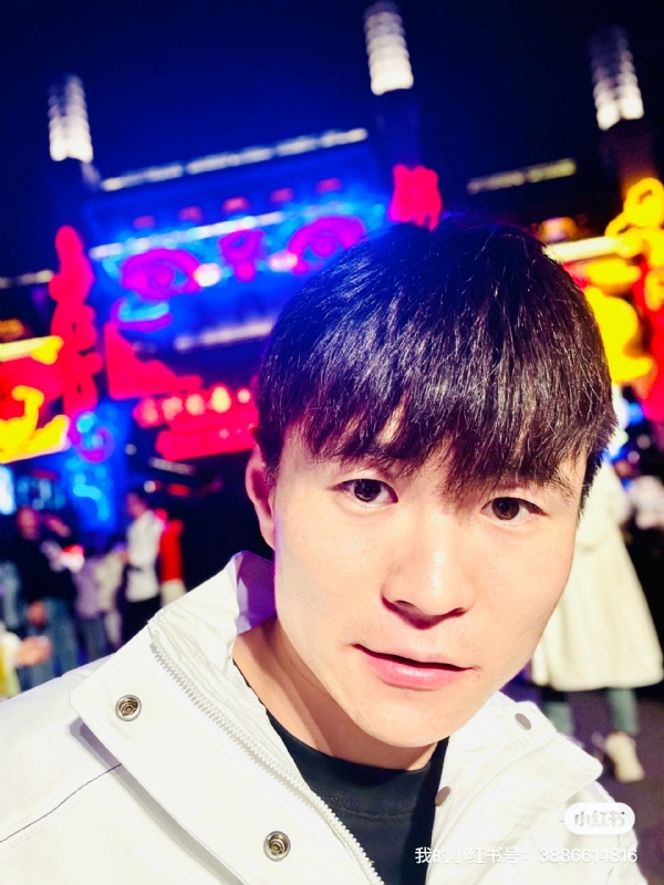 两年又三年的第二张照片--孝感相亲服务中心