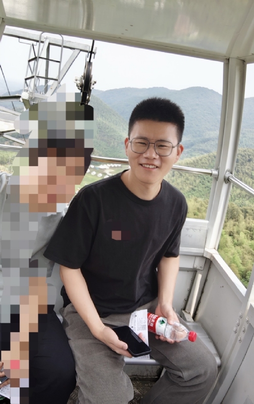 奔奔笨笨的第二张照片--孝感相亲服务中心