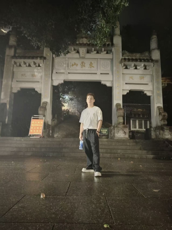 慕晨的第一张照片--孝感相亲服务中心