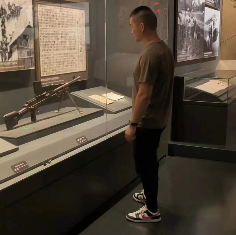 霸气的第一张照片--孝感相亲服务中心
