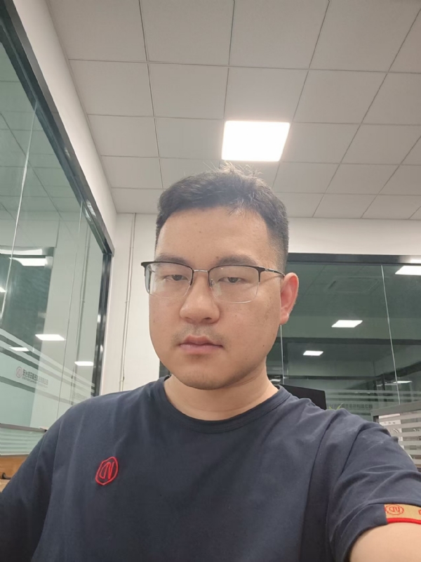 雨落浅响的第一张照片--孝感相亲服务中心