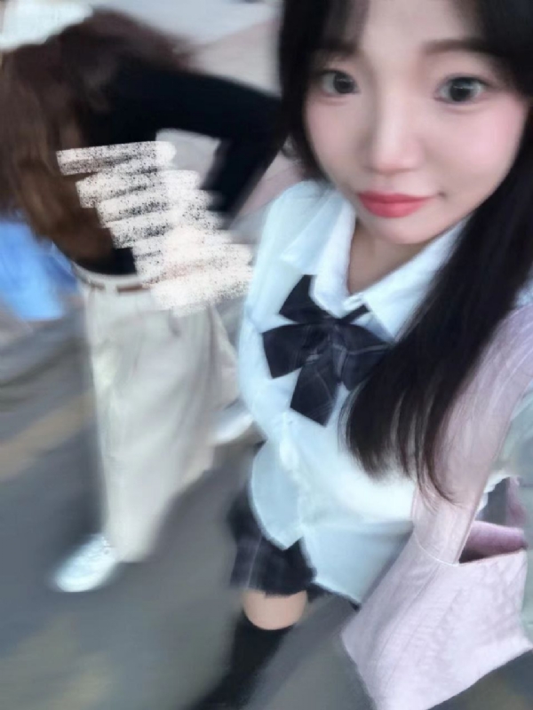 台灣小姐伊洛的第一张照片--孝感相亲服务中心