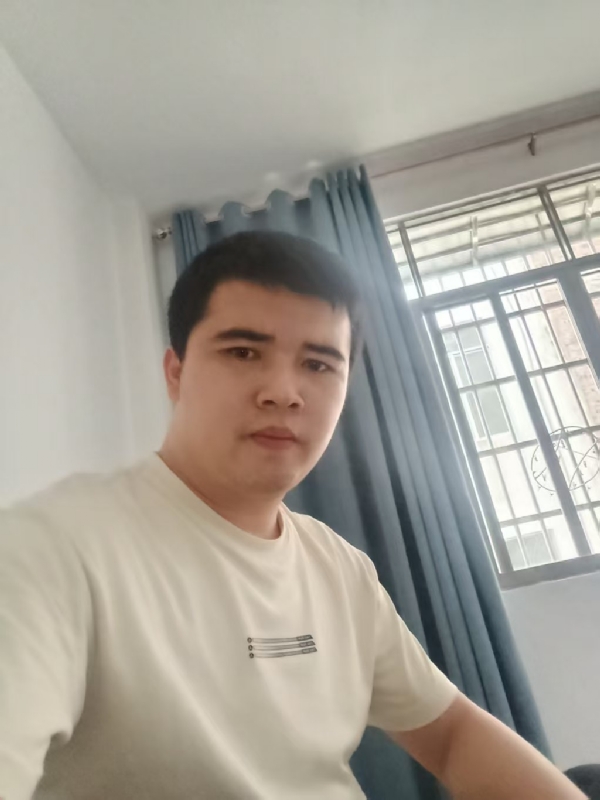 海中寻花柳的第二张照片--孝感相亲服务中心