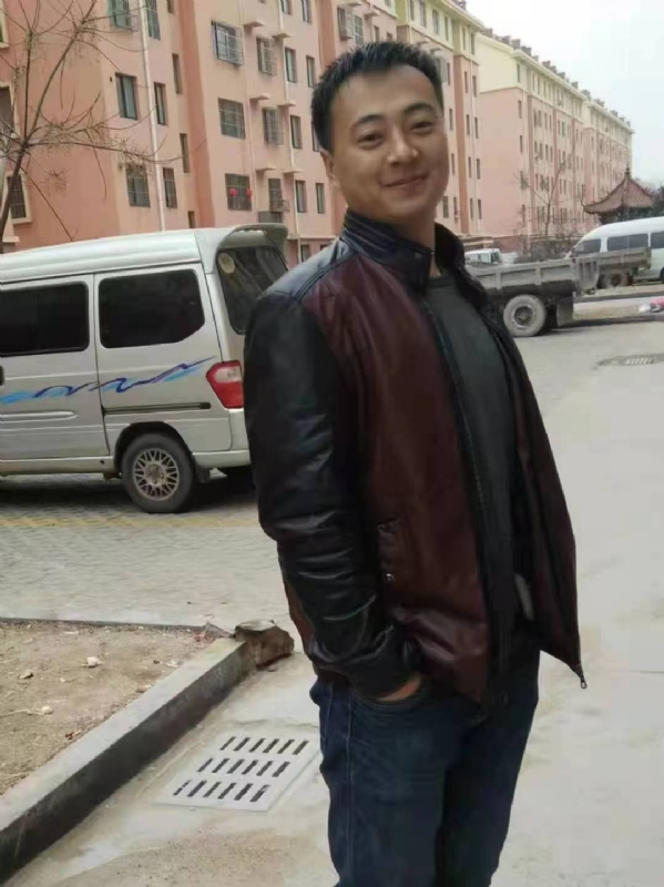 云淡风轻的第一张照片--孝感相亲服务中心