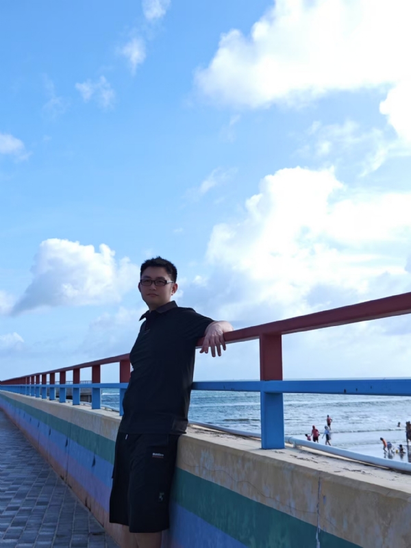 威wei的第二张照片--孝感相亲服务中心