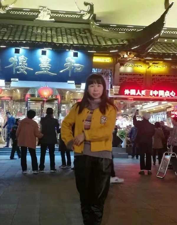 君倩的第三张照片--孝感相亲服务中心