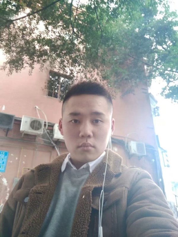 想了很久的男人的第一张照片--孝感相亲服务中心