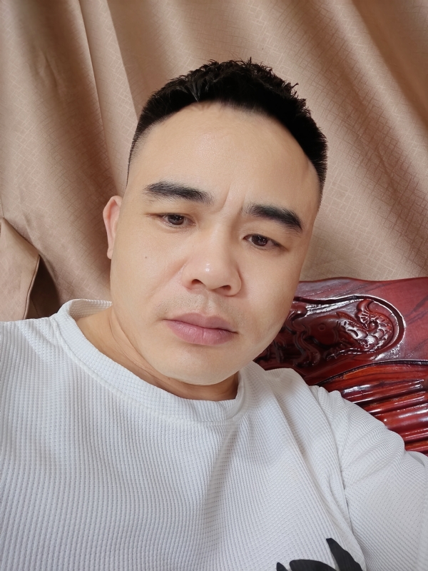 下一站的我的第一张照片--孝感相亲服务中心