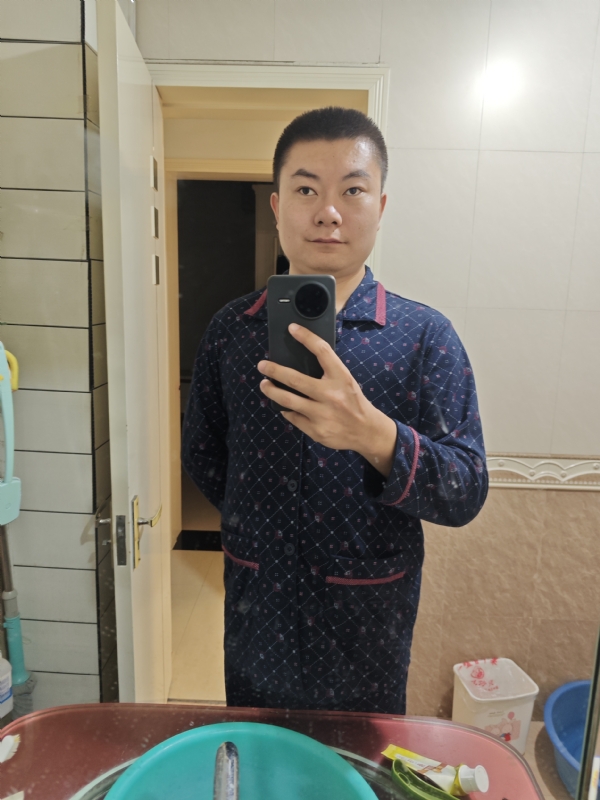 迷迷糊糊的第一张照片--孝感相亲服务中心