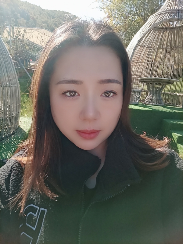 阿燕的第一张照片--孝感相亲服务中心