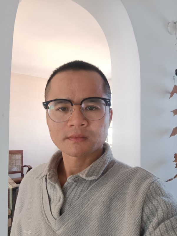 戴戴的第一张照片--孝感相亲服务中心