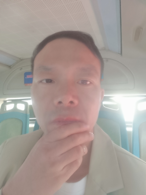 青盘的第一张照片--孝感相亲服务中心