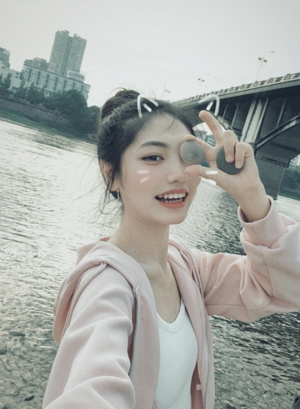 昭十晰的第二张照片--孝感相亲服务中心