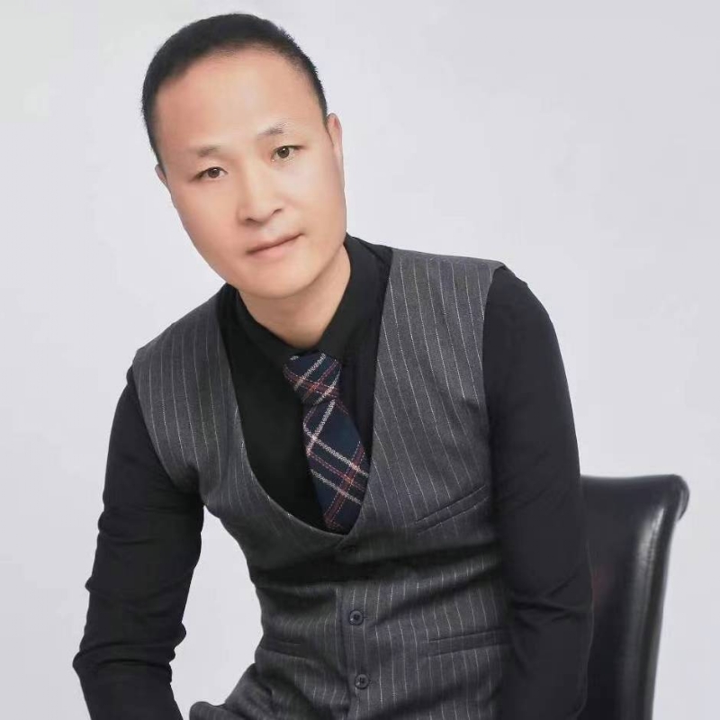 子昂的第二张照片--孝感相亲服务中心