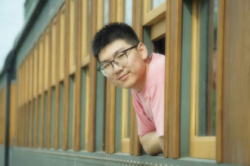 锦瑟无端五十弦的第一张照片--孝感相亲服务中心