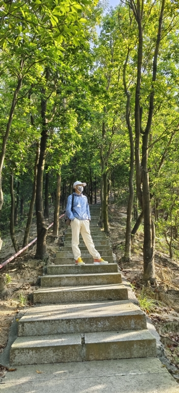 书衣的第三张照片--孝感相亲服务中心