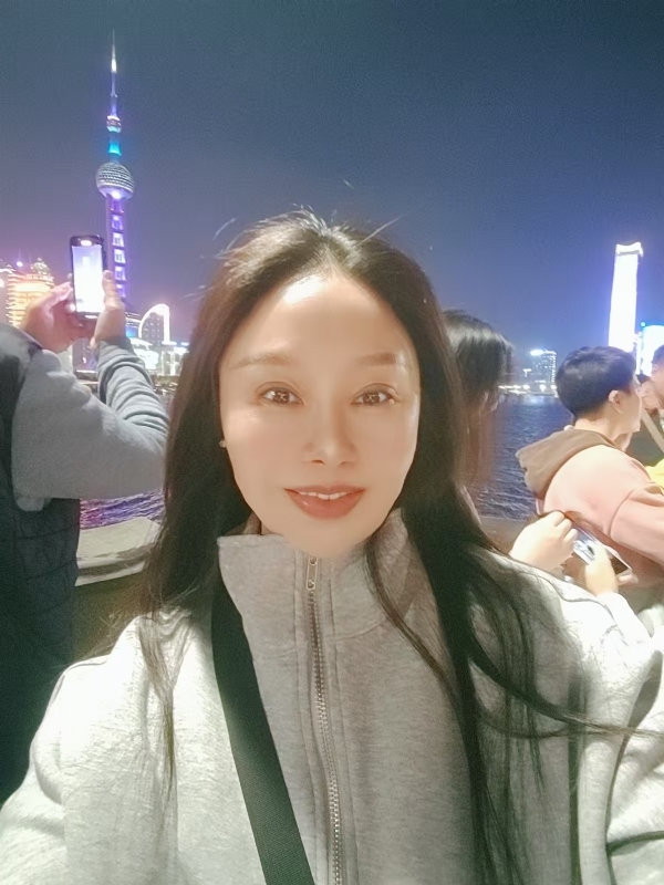宁倩的第二张照片--孝感相亲服务中心